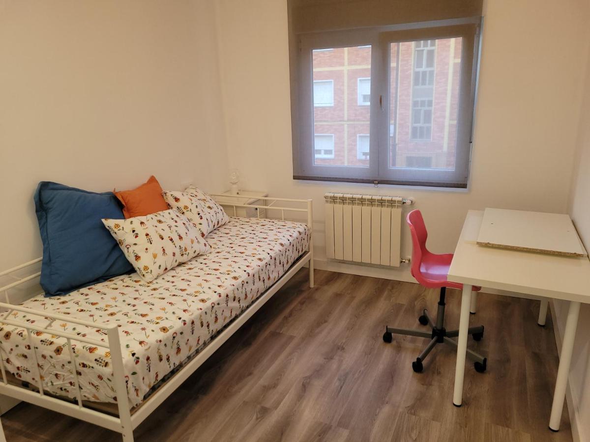 Apartamento Con Encanto Avilés Exteriör bild